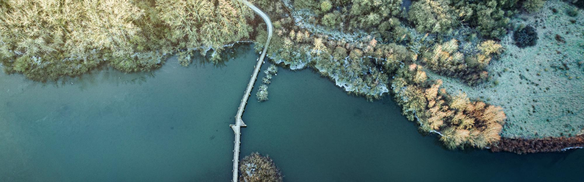 La MEL restaure les passerelles des Marais de Fretin