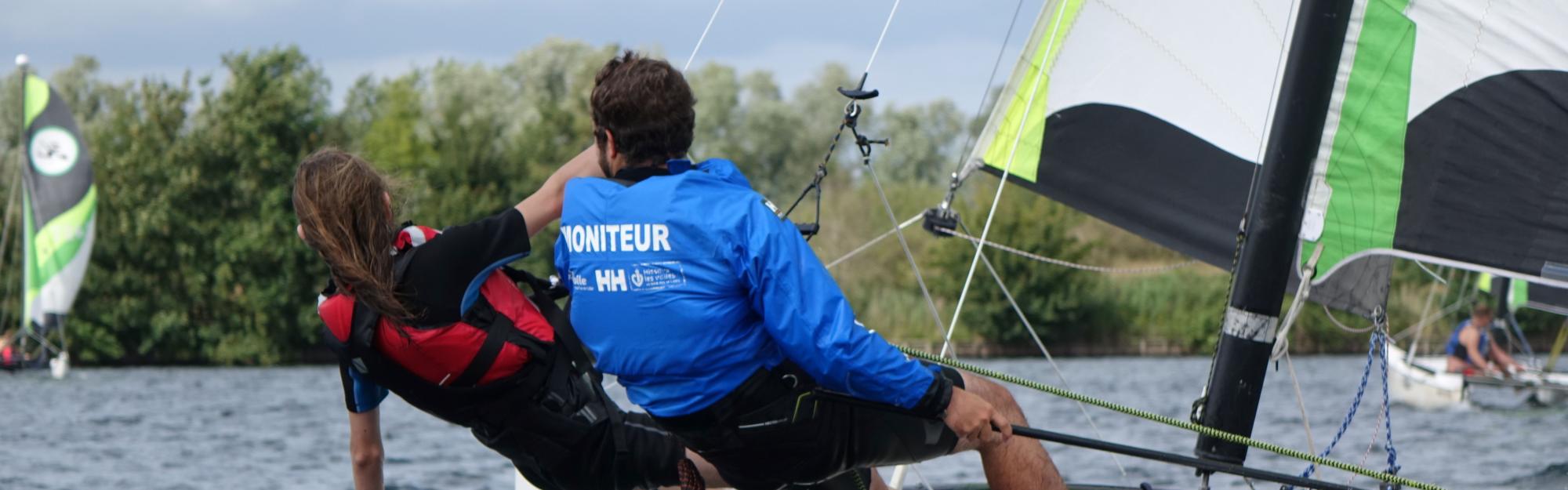 L&#039;Ecole de voile des Prés du Hem recherche un(e) moniteur(trice) de voile