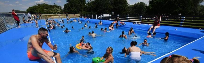 Baignade aux Prés du Hem d’Armentières : une piscine éphémère et un plateau aquatique et ludique pour cet été 2022
