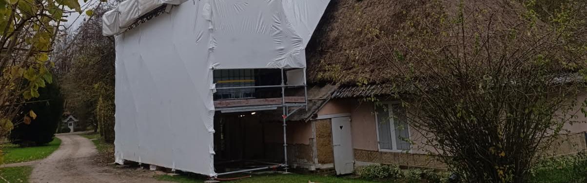 La chaumière de Killem-Lynde du Musée de Plein Air est en travaux