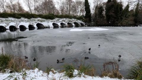 Plans d’eau gelés : attention danger !